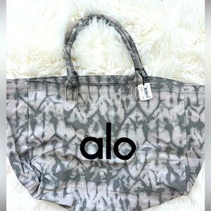 COPY - Alo Tote